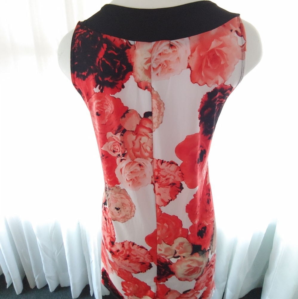 OBO floral tunic blouse. - Picture 3 of 10